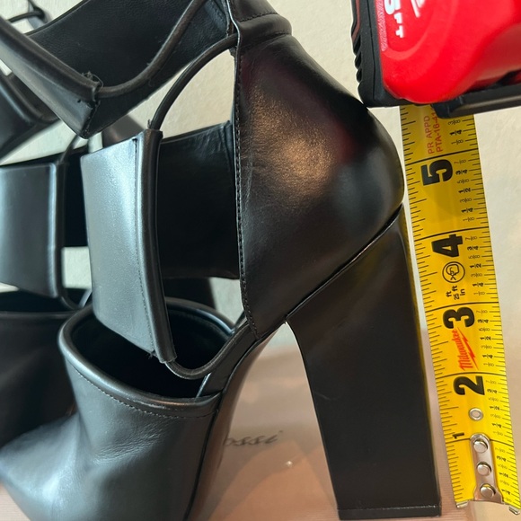 Alexander Wang, black tiny peep toe thick strap heel. Size 40 - Picture 6 of 6